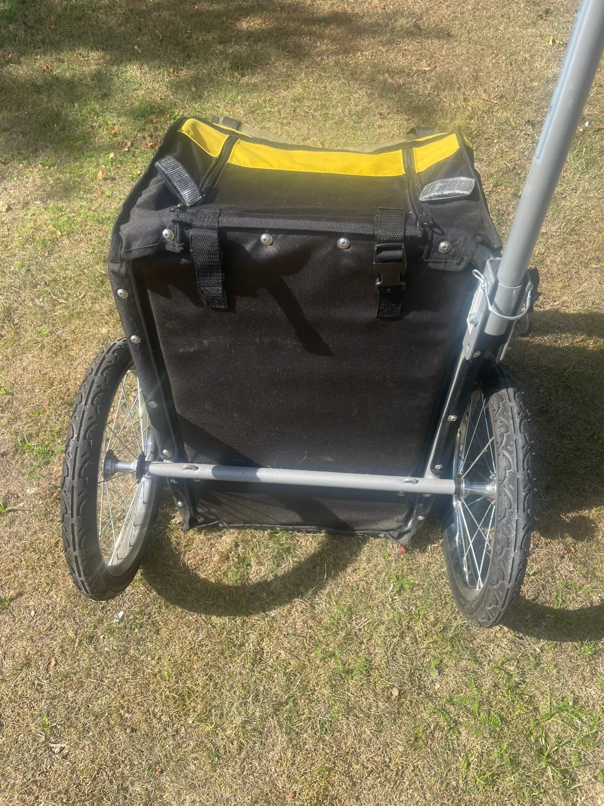 Hondenfietskar 50cm bij 52 cm geel zwart, Ophalen, Gebruikt, Opvouwbaar, 20 tot 40 kg