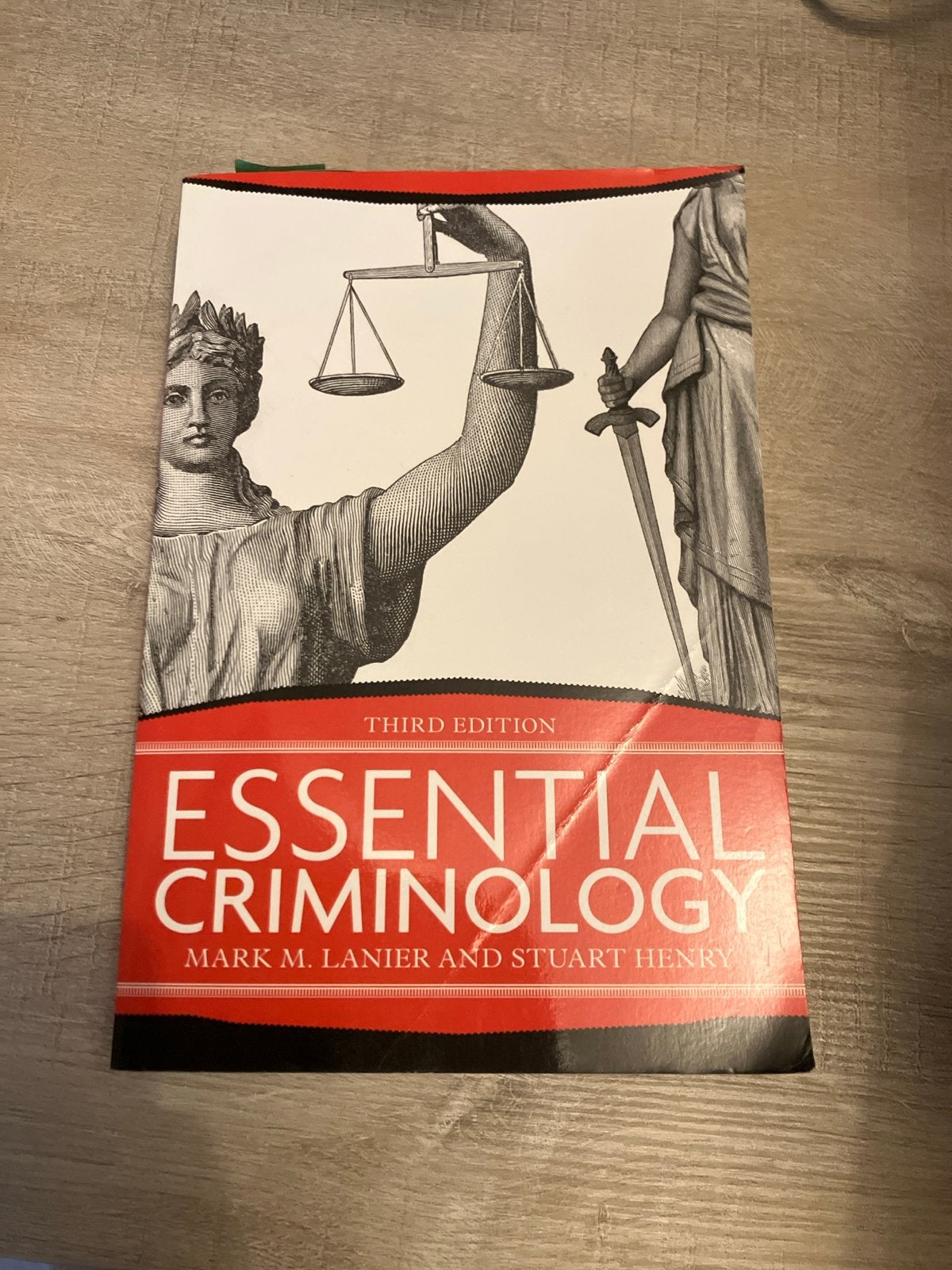 Essential Criminology - Derde Editie, Ophalen of Verzenden, Gamma, Zo goed als nieuw, WO