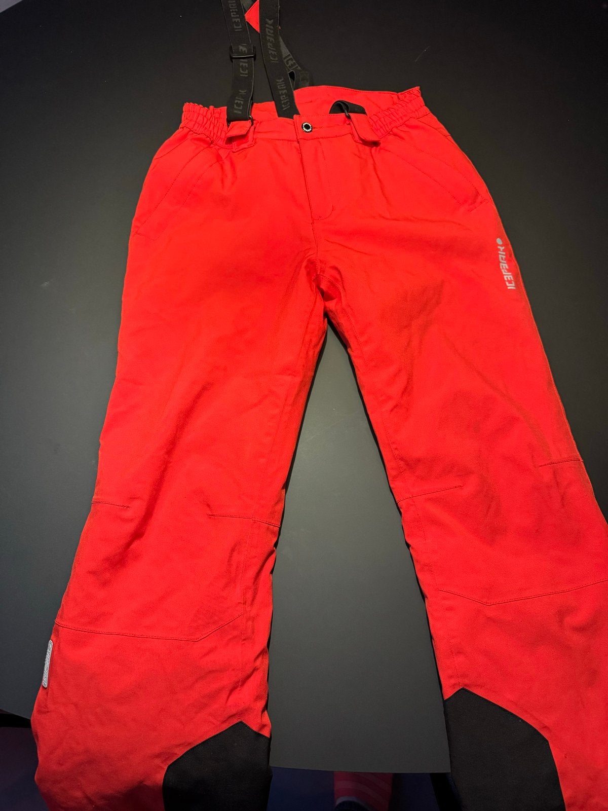 Icepeak skibroek rood - Maat 152, Sport en Fitness, Overige merken, 100 tot 140 cm, Ophalen of Verzenden, Zo goed als nieuw