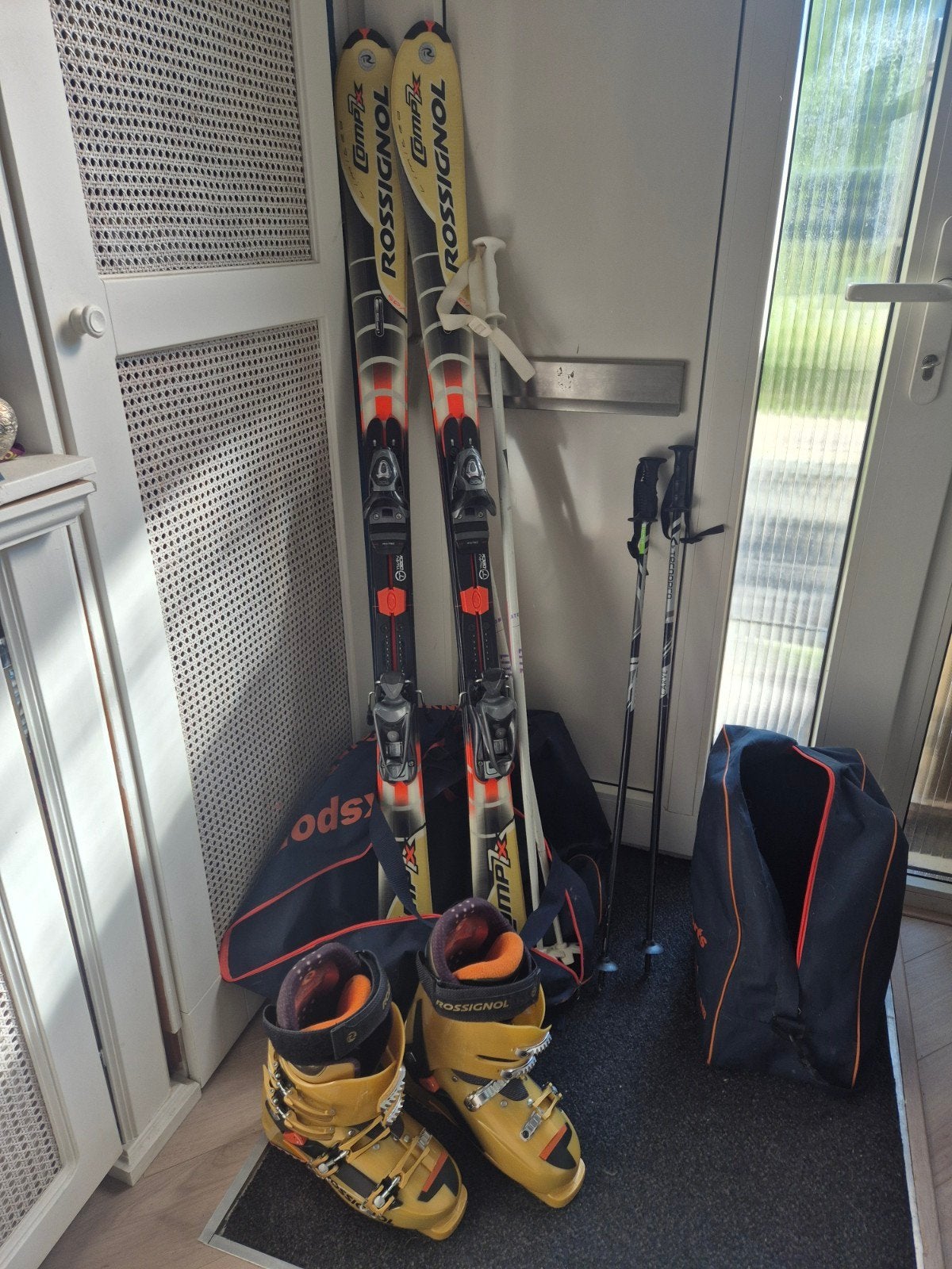 zeer nette ROSSIGNOL ski,s 150 cm met bijpassende schoenen e, Ophalen, Zo goed als nieuw, 140 tot 160 cm, Ski's