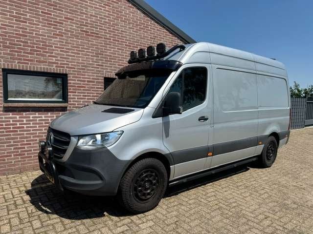 UNIEKE  Sprinter Automaat 4x4 Look Laadlift  en Werkplaats, Automaat, Bedrijf, Diesel, Zilver of Grijs