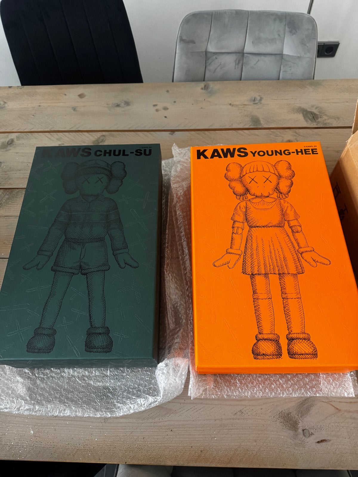 KAWS Chul-su & Younghee origineel in verpakking nieuw, Ophalen of Verzenden, Nieuw