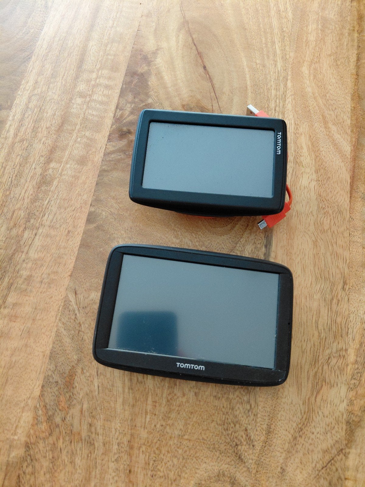 TomTom navigatiesystemen (2 stuks), Ophalen of Verzenden, Gebruikt