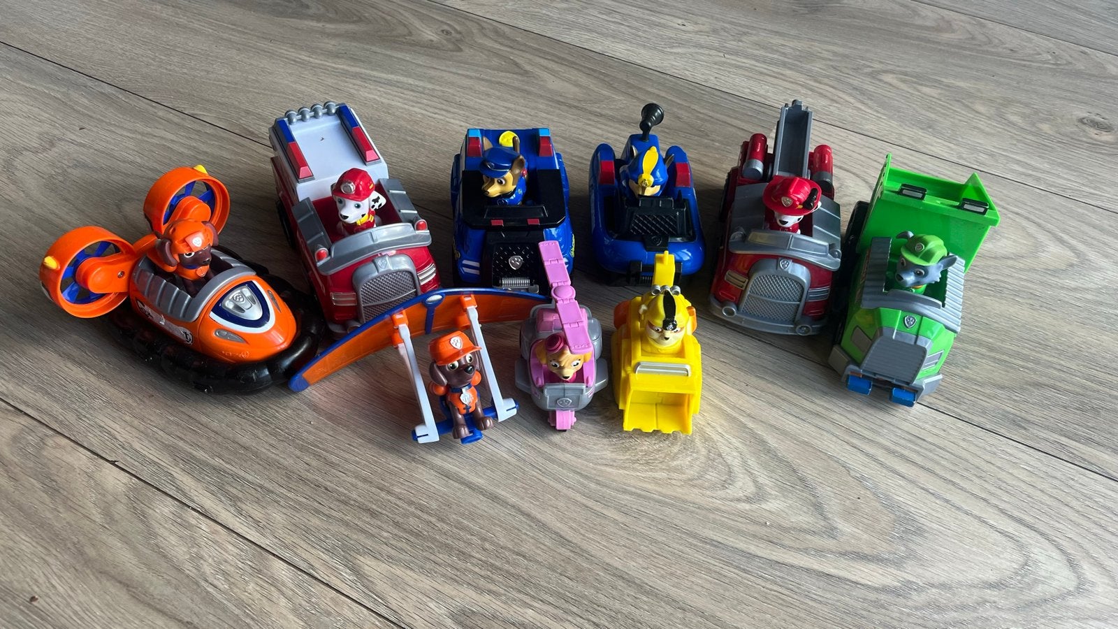 Paw Patrol Voertuigen & Figuren Set - 9 Onderdelen, Ophalen of Verzenden, Gebruikt