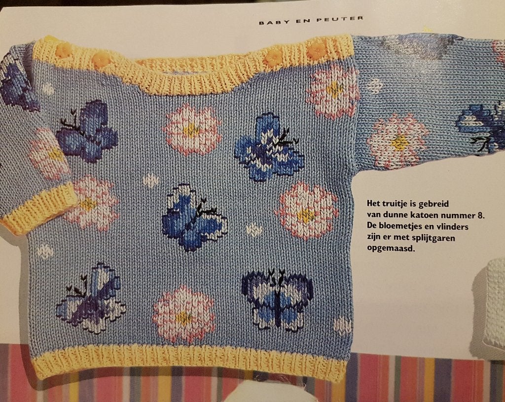 Bloemen en vlinders trui breipatroon, Ophalen of Verzenden, Zo goed als nieuw, Breien, Patroon of Boek