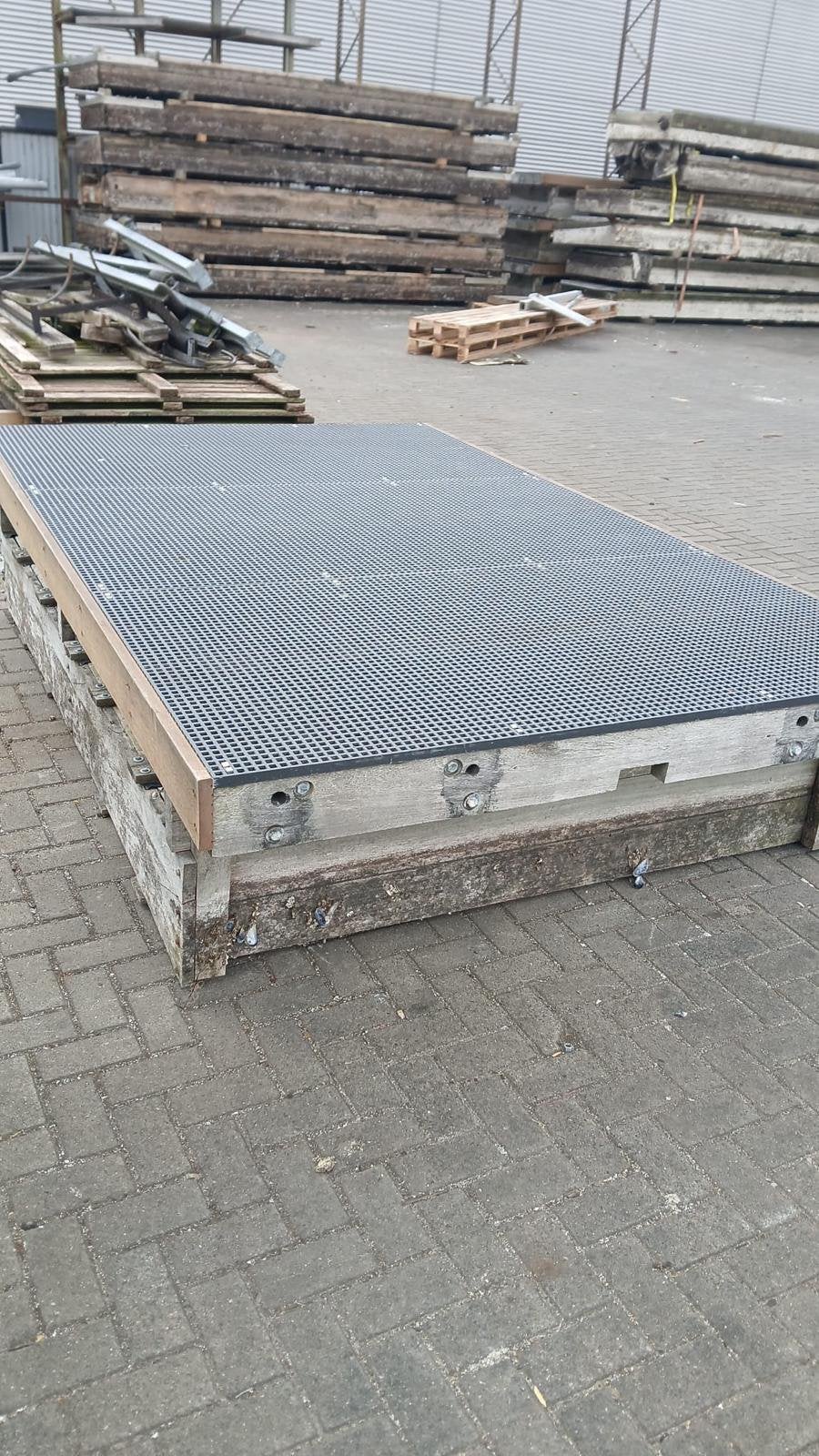 Drijvende steiger 6,0m1 x 2,0m1 vrijboord 50cm, Ophalen, Gebruikt