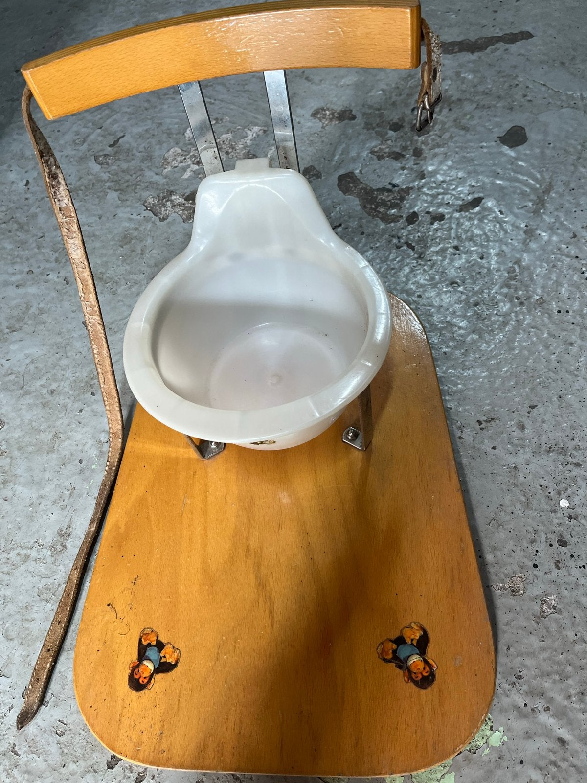 Vintage kinderstoel met potje - ideaal voor zindelijkheidstr, Ophalen of Verzenden, Gebruikt, Overige typen, Gordel(s)