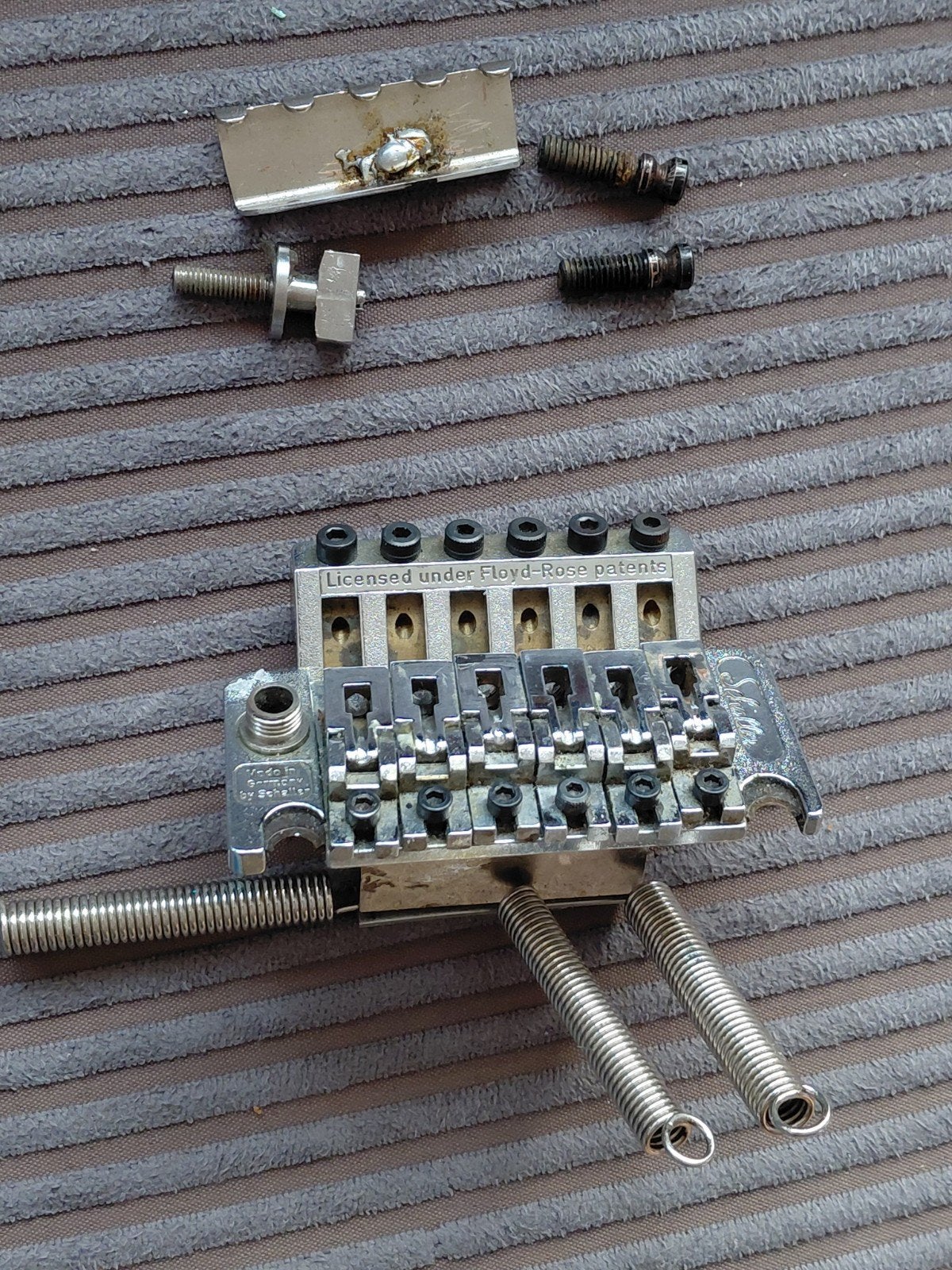 Floyd Rose tremolo systeem onderdelen, Muziek en Instrumenten, Snaarinstrumenten | Overige, Ophalen of Verzenden, Gebruikt, Overige typen