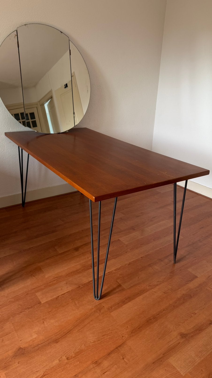 Vintage eettafel met hairpin poten, Ophalen, Gebruikt, 100 tot 150 cm, 50 tot 100 cm