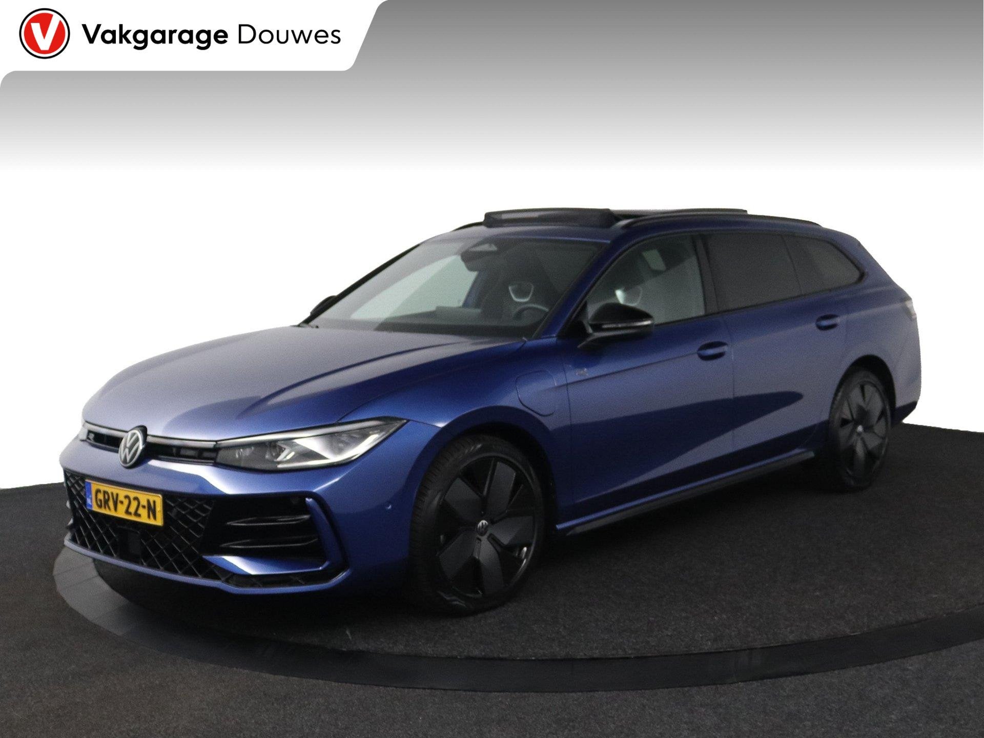 Volkswagen Passat Variant 1.5 eHybrid R-Line Edition |NAP|Pa, Stof, 4 cilinders, Automatische klimaatregeling, Passat