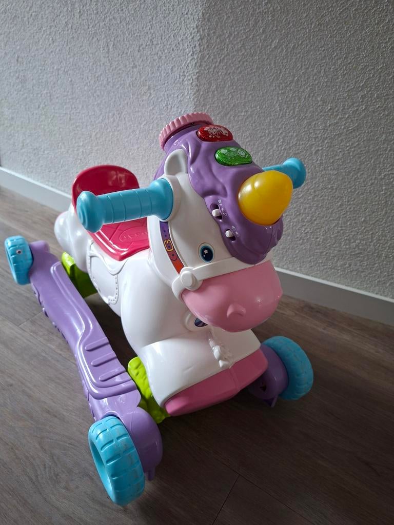 hobbelpaard / loopauto  v- tech bijna als nieuw, Kinderen en Baby's, Speelgoed | Vtech, Ophalen, Zo goed als nieuw, 6 maanden tot 2 jaar