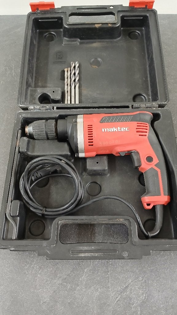 Maktec MT815K boormachine boor 230V, Ophalen of Verzenden, Gebruikt, 600 watt of meer, Boormachine