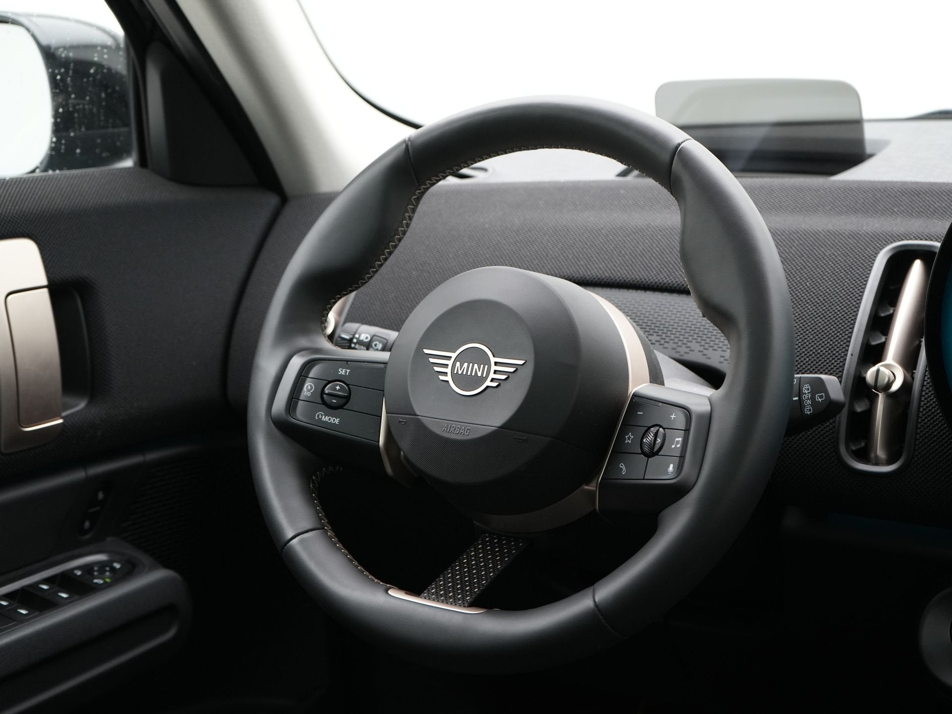 MINI Countryman C Classic Pakket M Plus (bj 2025, automaat), Gebruikt, Met garantie (alle), Zwart, Bedrijf