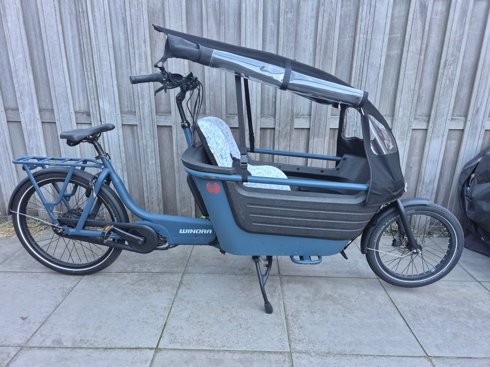 Winora Bakfiets met regentent en Bosch Cargo motor, Fietsen en Brommers, 3 kinderen, Elektrisch, Schijfrem, Ophalen