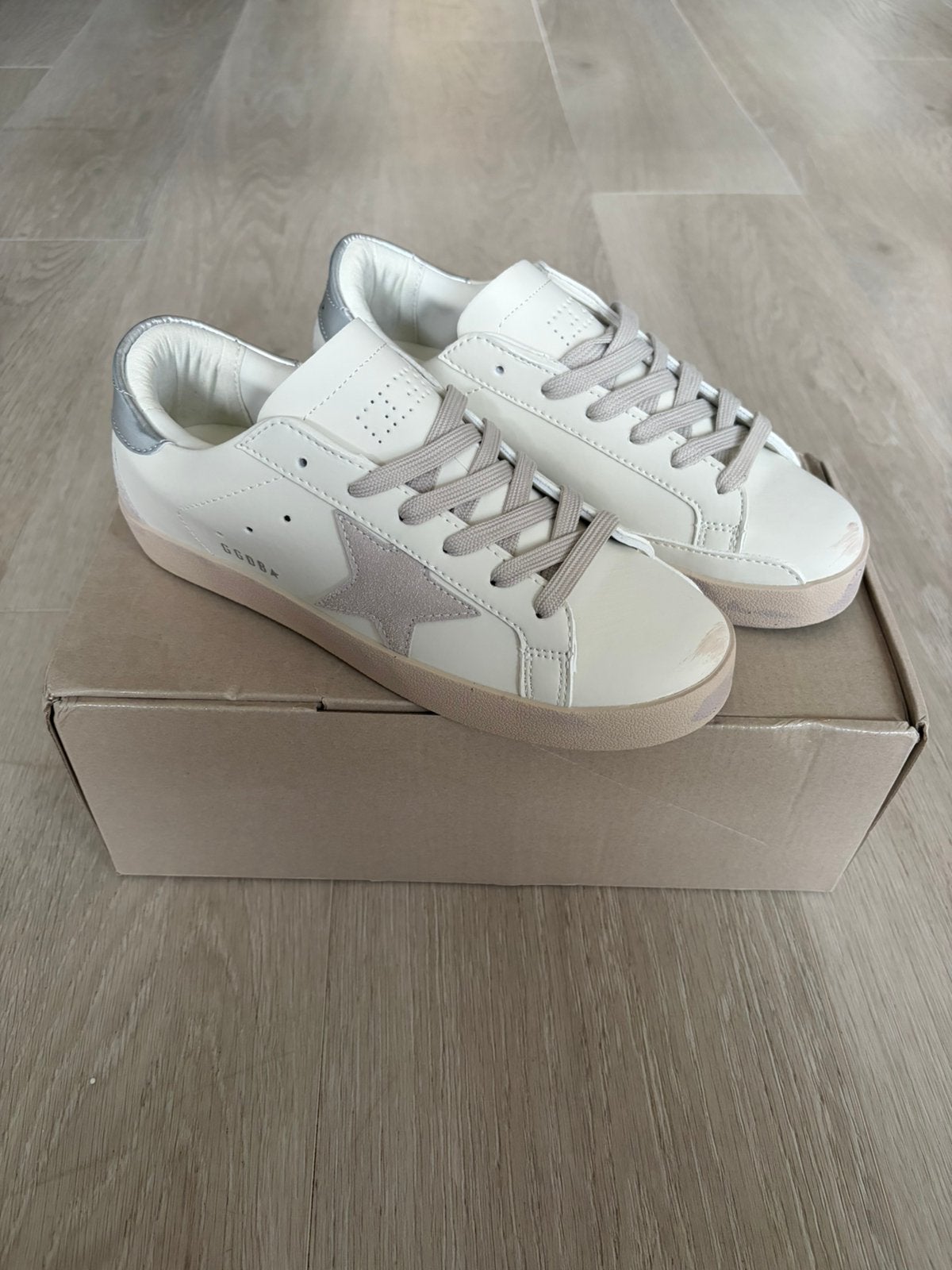 Golden Goose schoenen maat 39, Kleding | Dames, Wit, Nieuw, Ophalen of Verzenden, Sneakers of Gympen