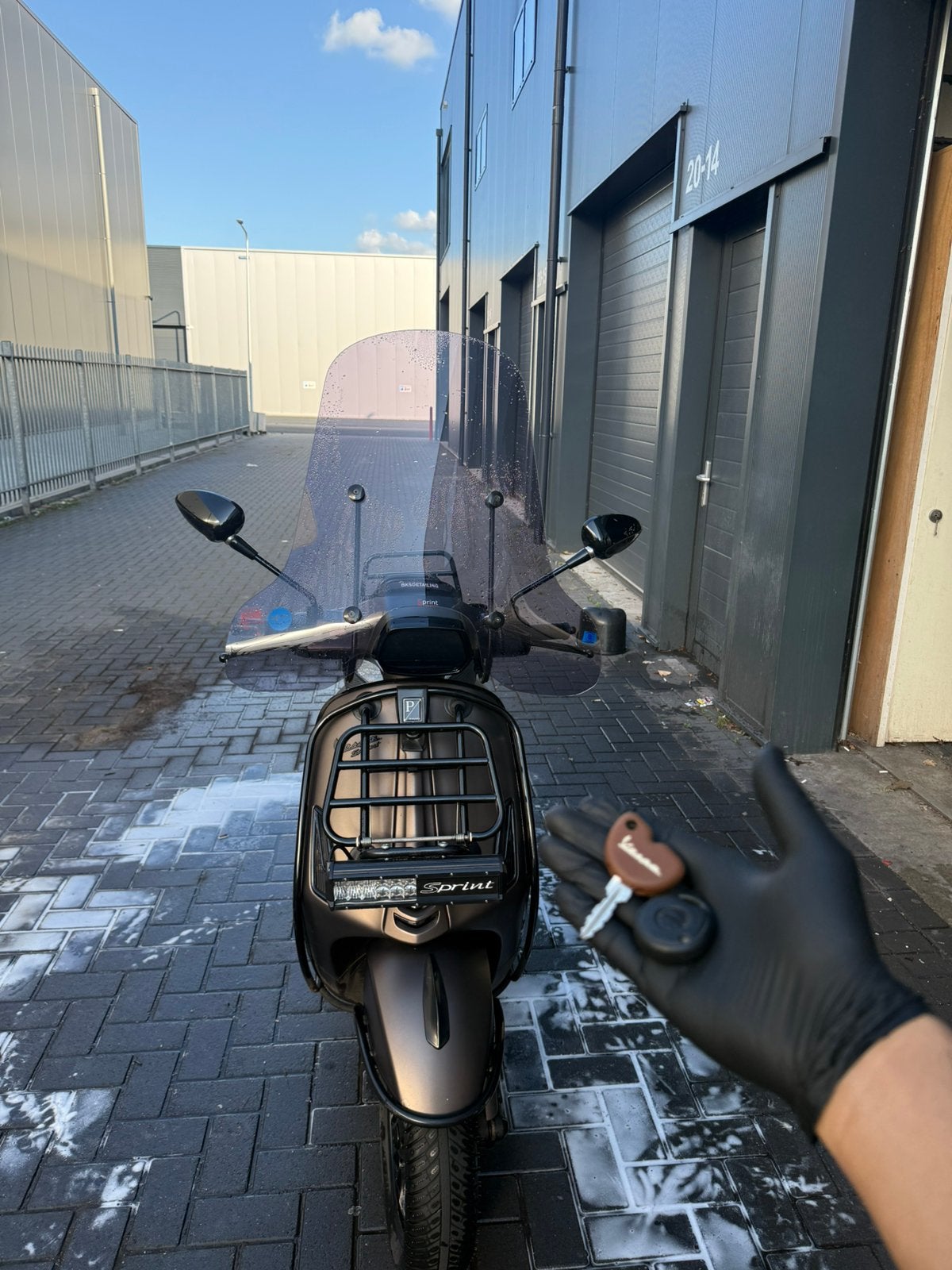Vespa sprint 2017 CUSTOM met Alarmsysteem, Ophalen, Gebruikt, Maximaal 45 km/u, 50 cc