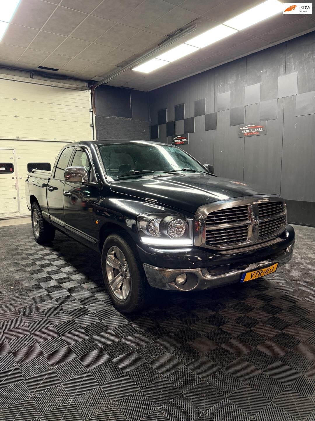 Dodge Ram 1500 4.7 | Carplay | Led | Navi | Airco | Nieuwe A, Auto's, Dodge, Automaat, Achterwielaandrijving, Gebruikt, Zwart