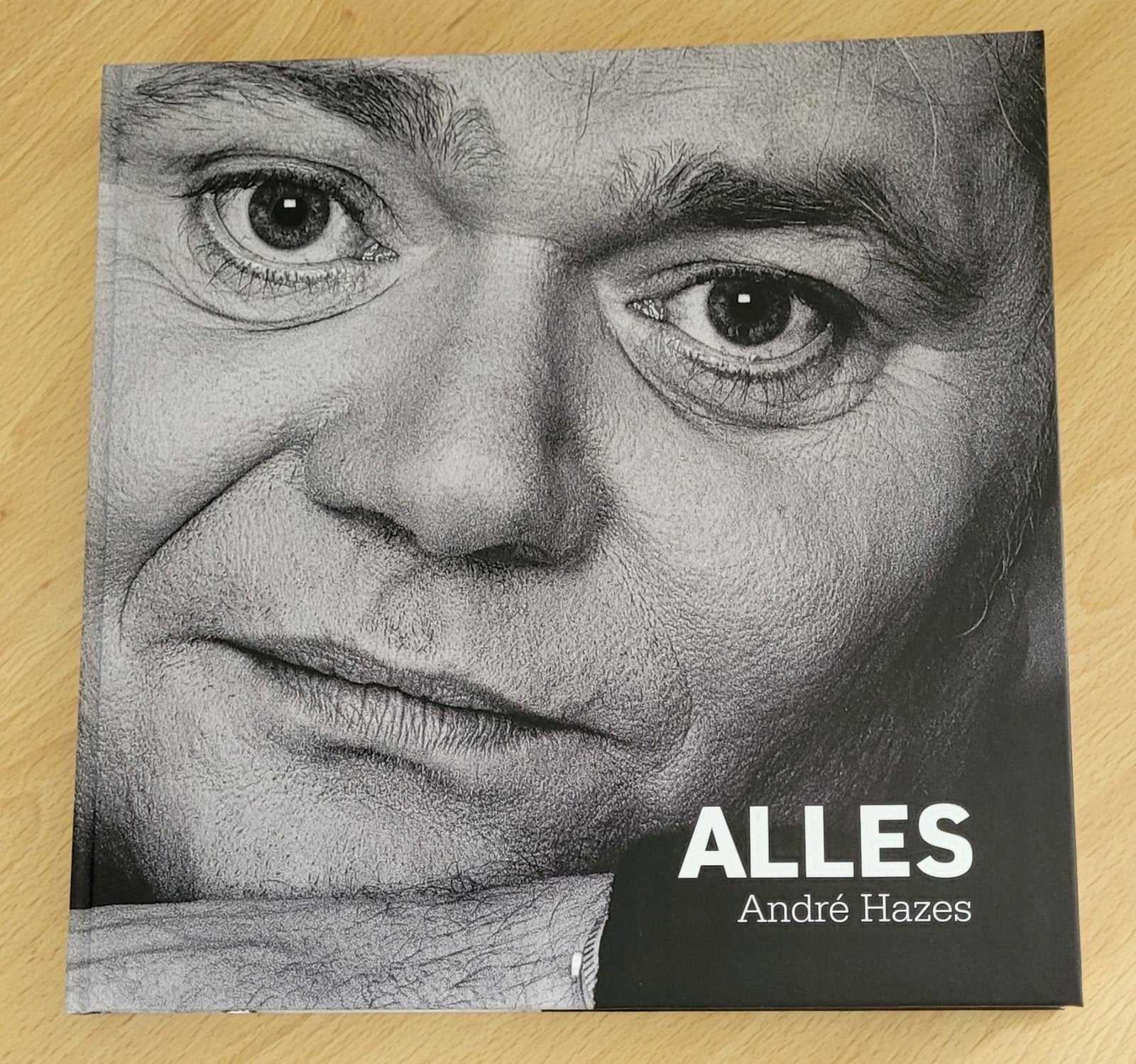 Het NIEUWE "Andre Hazes" boek, Ophalen of Verzenden, Nieuw, Overige