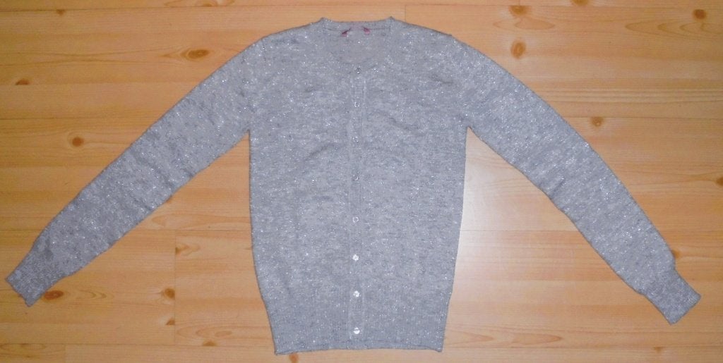Hema grijs vest maat 158/164 met knoopsluiting. Van 57% acry, Kinderen en Baby's, Kinderkleding | Maat 158, Meisje, Trui of Vest
