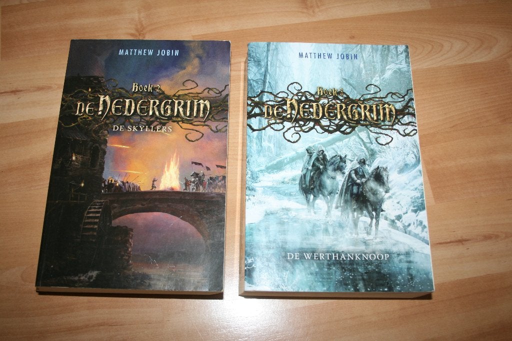 Matthew Jobin - De Nedergrim deel 2 en 3 - 7,50 euro p.st., Boeken, Ophalen of Verzenden, Gelezen
