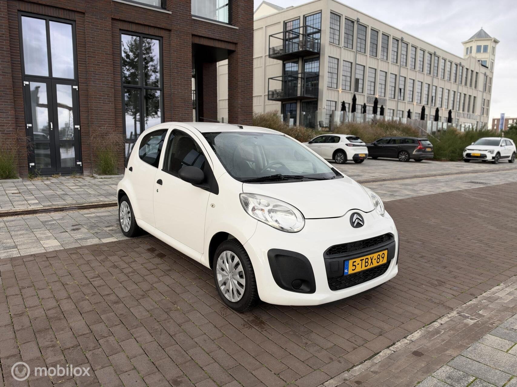 Citroen C1 1.0 Attraction km82.408 Nap 5Deurs BJ2014, Voorwielaandrijving, Euro 5, Gebruikt, 4 stoelen