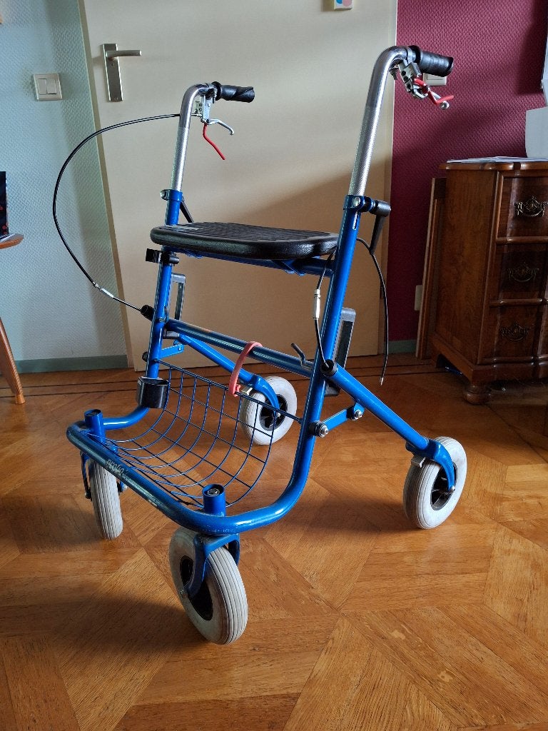 Rollator - type stevig en degelijk (ophalen in Almere!), Ophalen, Gebruikt