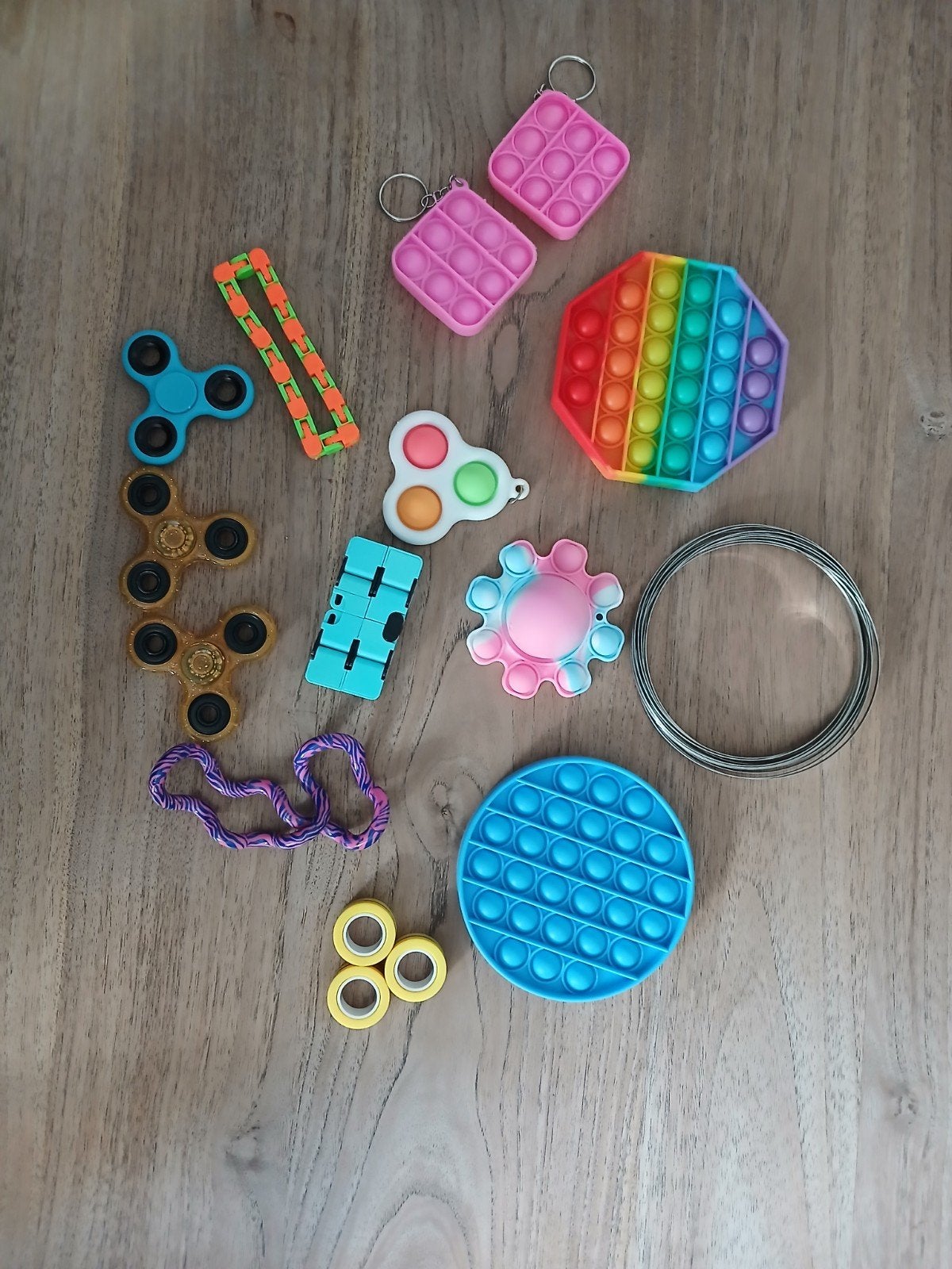 14 x fidget toys, Ophalen of Verzenden, Zo goed als nieuw