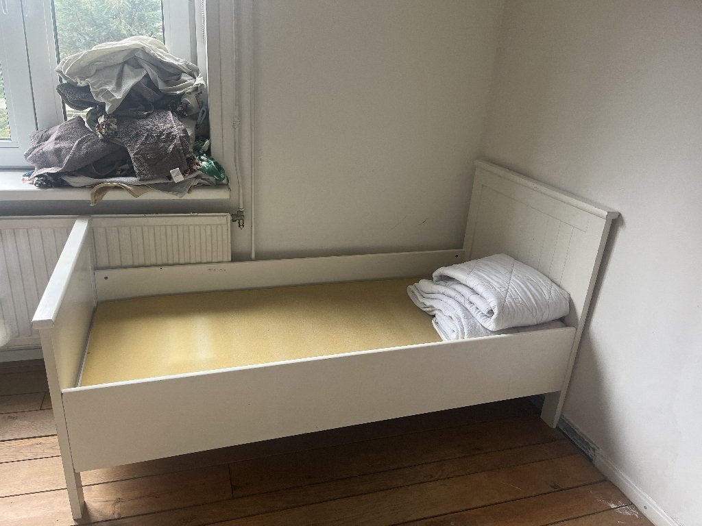 Peuterbed gratis af te halen., Kinderen en Baby's, Kinderkamer | Bedden, Gebruikt, 70 tot 85 cm, 140 tot 160 cm, Ophalen
