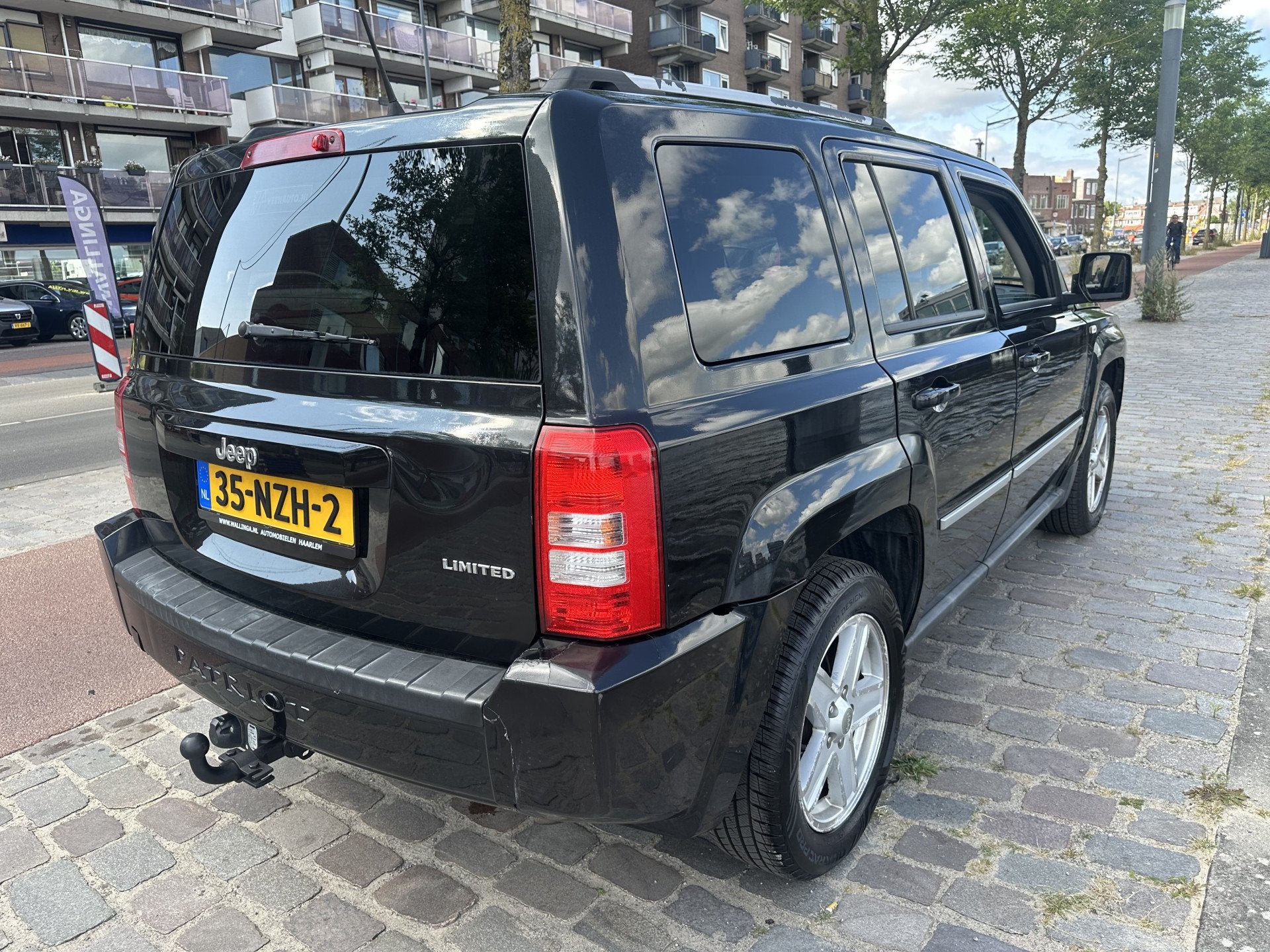 Jeep Patriot 2.4 Limited Liberty automaat airco/ecc apk 2-20, Auto's, Automaat, Euro 5, 450 kg, Gebruikt