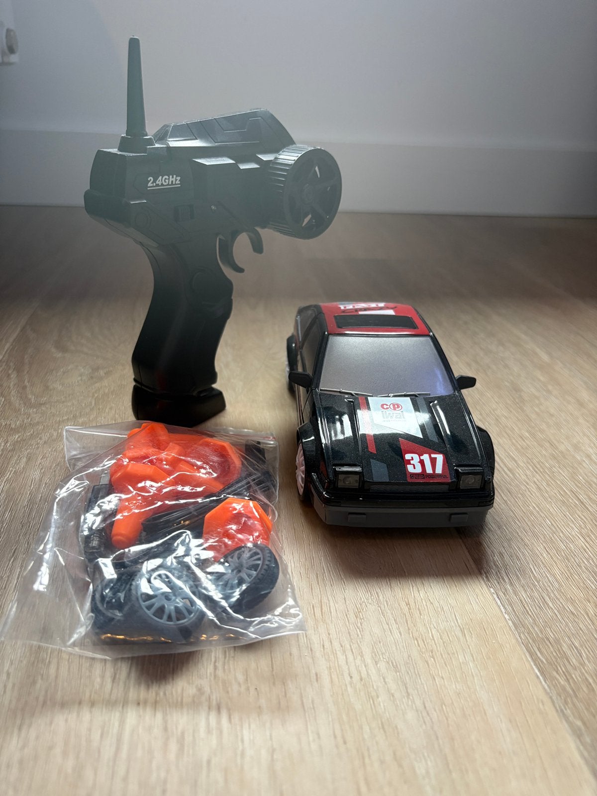 Bestuurbare drift auto, Ophalen of Verzenden, Zo goed als nieuw, Auto onroad, RTR (Ready to Run)
