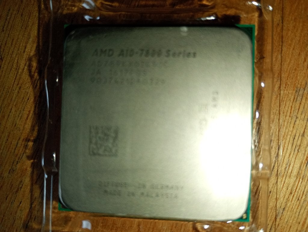 Te koop processor, Computers en Software, Processors, Ophalen, Gebruikt, Socket FM2+, 3 tot 4 Ghz