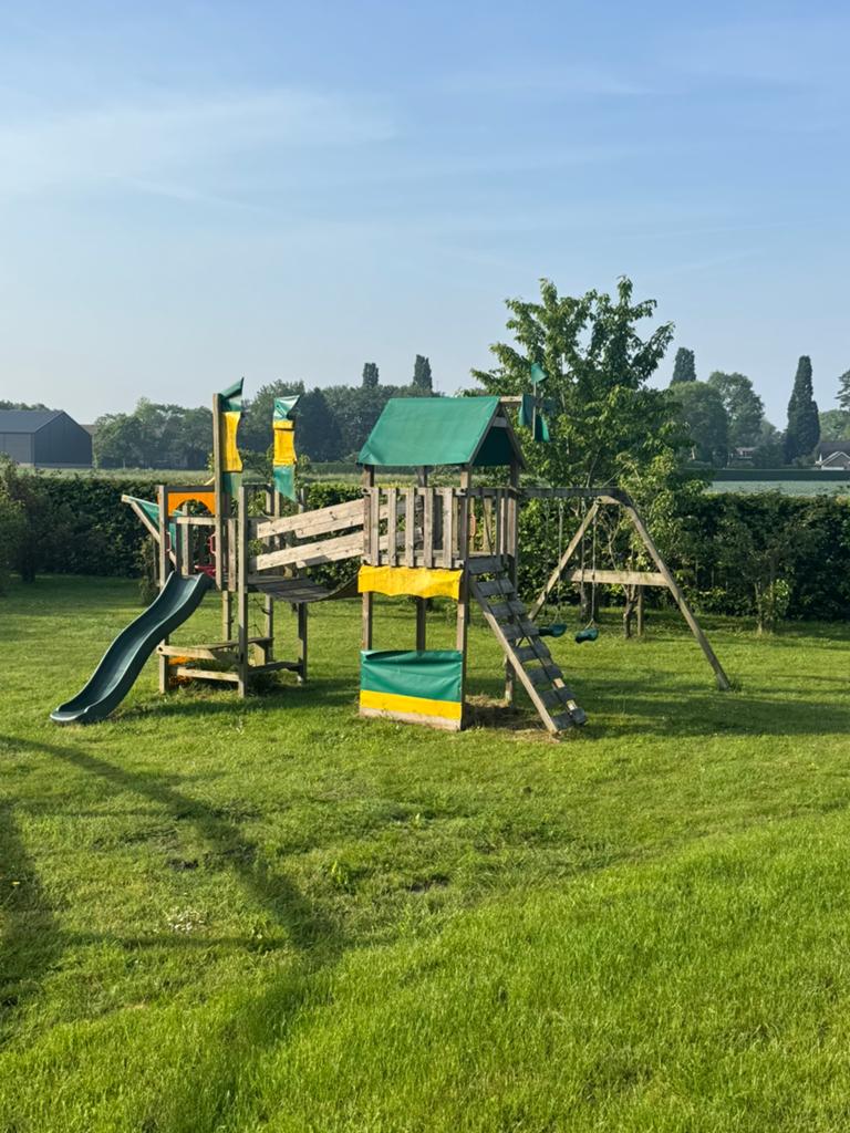 Klimtoestel 2 schommels, glijbaan, klimtouw/ net en hangbrug, Ophalen, Gebruikt, Schommel
