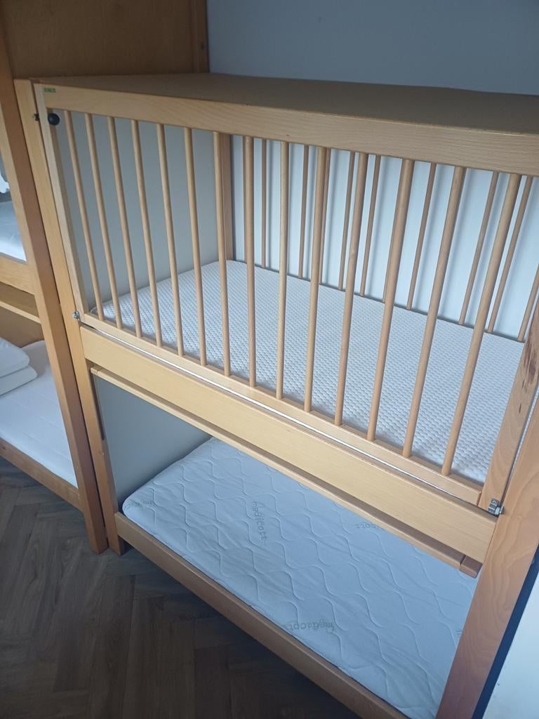 Schilte stapel ledikant - perfect voor kinderdagverblijf, Ophalen of Verzenden