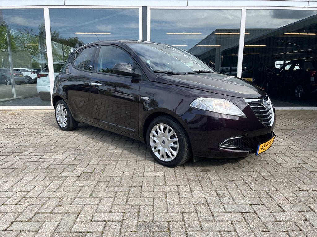 Lancia Ypsilon 0.9 TwinAir Silver Airco / Cruise (bj 2011), Auto's, Lancia, Voorwielaandrijving, Euro 5, 86 pk, Gebruikt