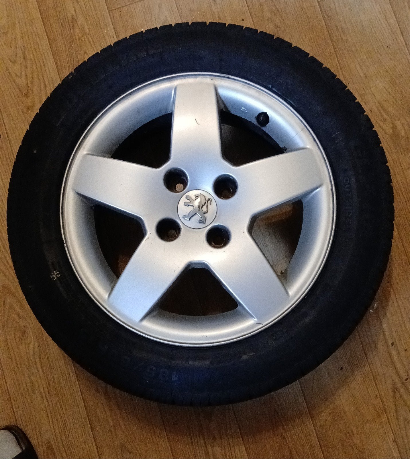 Peugeot Velg met Winterband - 15 inch, Ophalen, Gebruikt