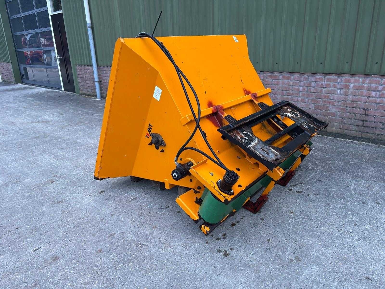 Hydraulische instrooibak / stroverdeler met dwarsband en sne, Overige, Voertechniek