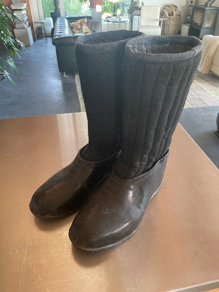 Setje bijzondere Oekraiense laarzen maat 45, Zwart, Boots, Ophalen of Verzenden, Zo goed als nieuw