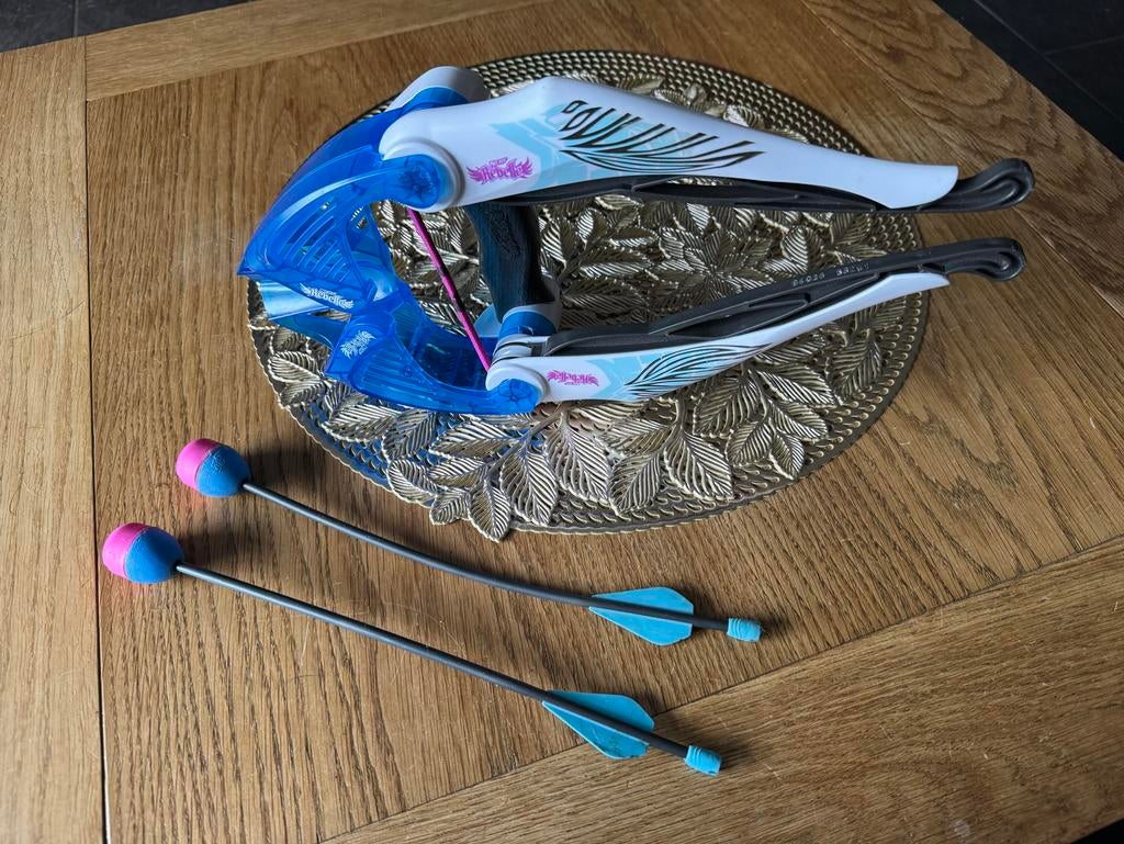 Nerf Rebelle speelgoed pijl en boog met 2 pijlen, Ophalen of Verzenden, Gebruikt