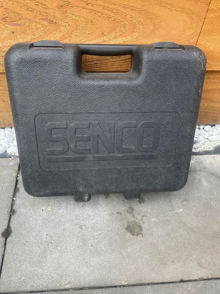 Senco FinishPro 18Mg Luchtpistool, Doe-het-zelf en Verbouw, Compressors, Gebruikt, Ophalen of Verzenden, Minder dan 200 liter/min