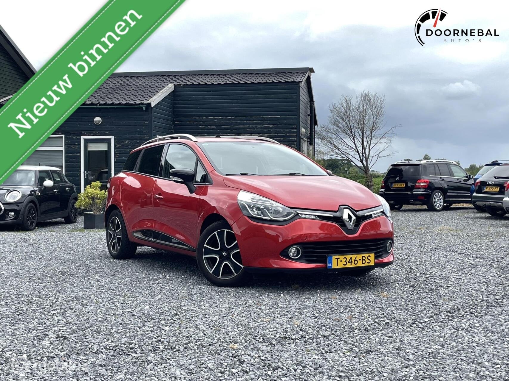Renault Clio Estate 0.9 TCe Night&Day / HANDEL & EXPORT !, Auto's, Renault, Voorwielaandrijving, Stof, Zwart, Overige kleuren