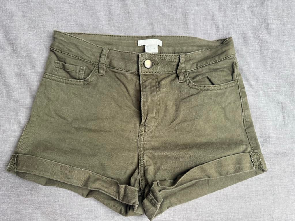 Korte broek XS, Kort, Ophalen of Verzenden, Zo goed als nieuw, Maat 34 (XS) of kleiner