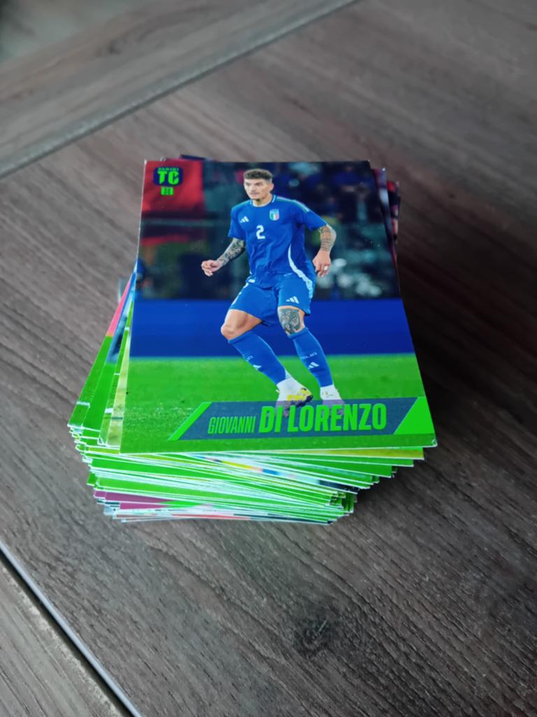 Top class 2025 panini voetbal kaartjes, Ophalen of Verzenden, Zo goed als nieuw, Meerdere plaatjes
