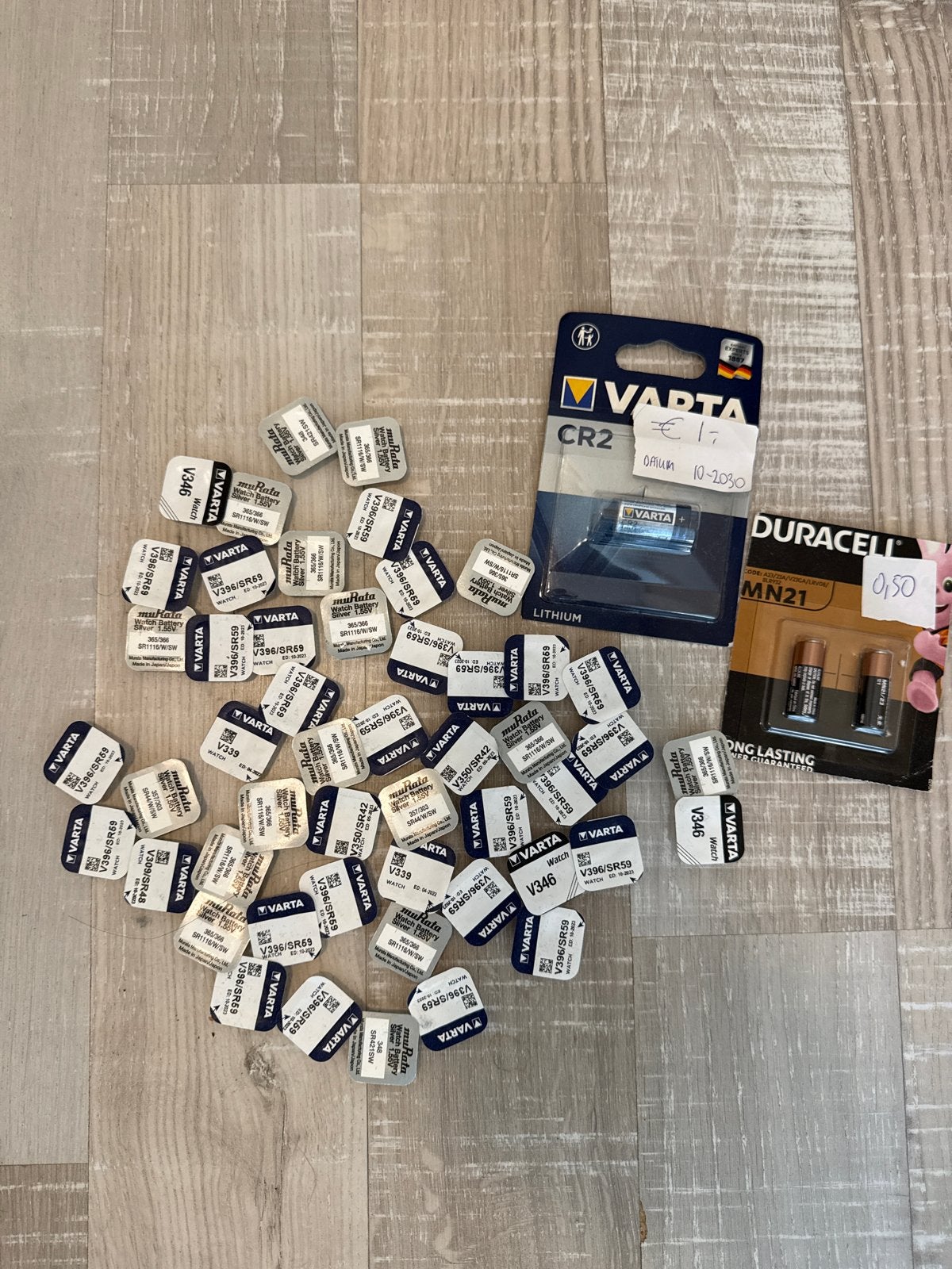 Diverse batterijen: Varta, Murata, Duracell (horloge, CR2, M, Hobby en Vrije tijd, Ophalen of Verzenden, Nieuw
