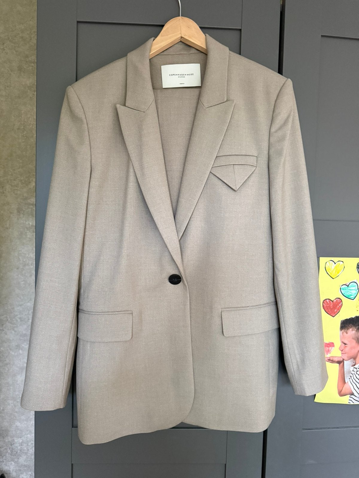 Copenhagen muse pak beige maat M, Ophalen of Verzenden, Zo goed als nieuw, Beige