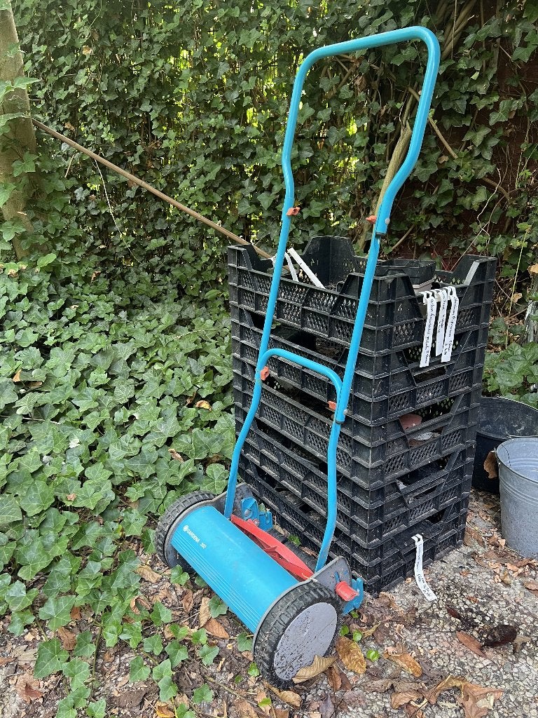 Gardena 300 handgrasmaaier (inklapbaar), Tuin en Terras, Ophalen, Gebruikt, Handgrasmaaier, 30 t/m 39 cm