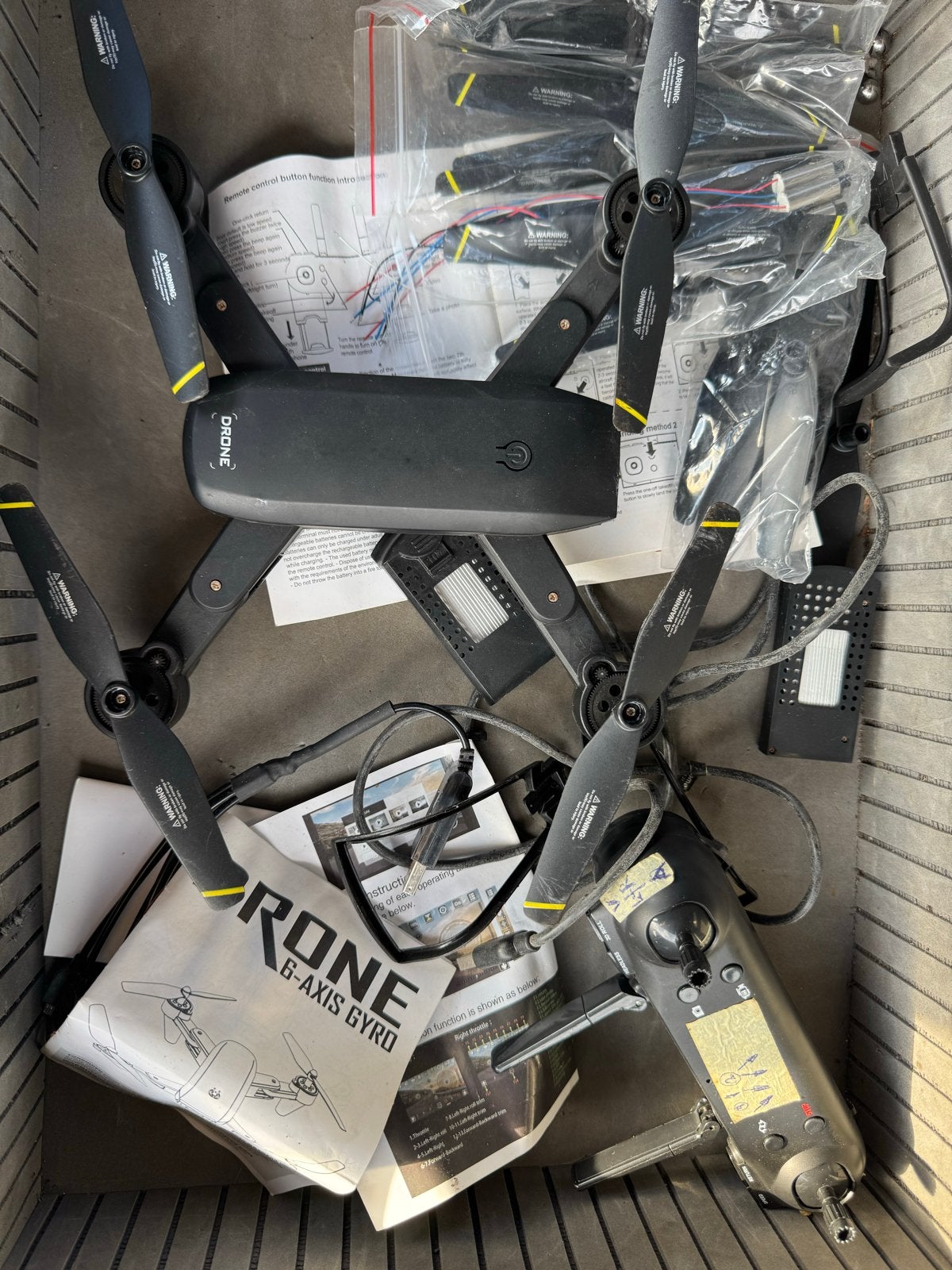 Drone met 6-assige gyro en afstandsbediening, Gebruikt, Overige merken, Minder dan 100 meter, Minder dan 15 minuten
