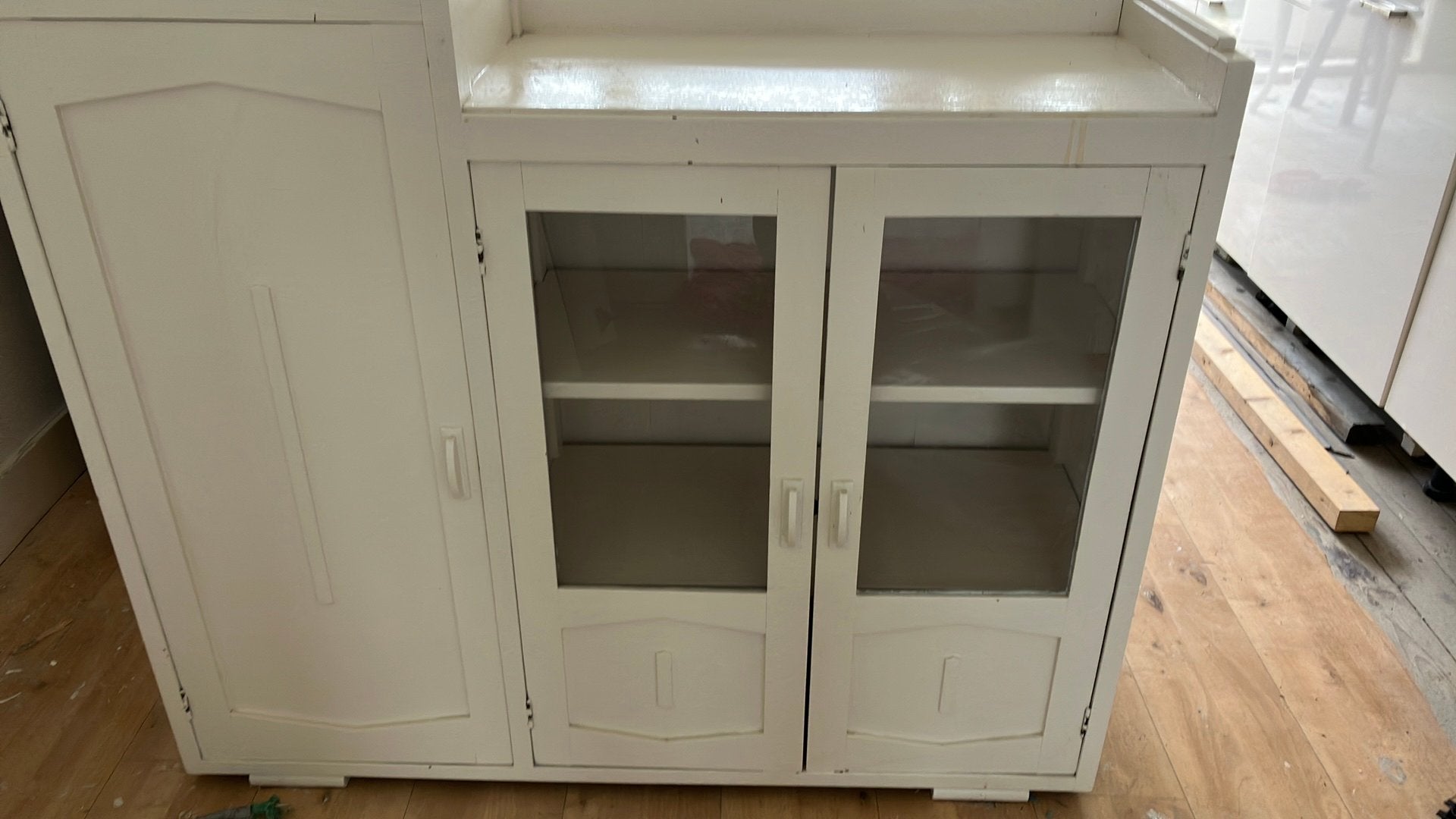 Mooi witte eik kast gebroken wit geverfd, Ophalen, Gebruikt