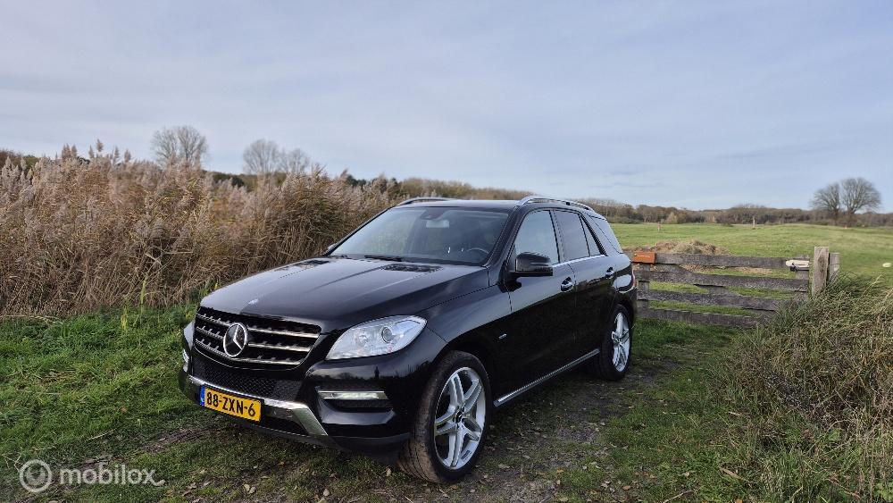 Mercedes ML 350, Auto's, Euro 5, Gebruikt, Zwart, 138 €/maand