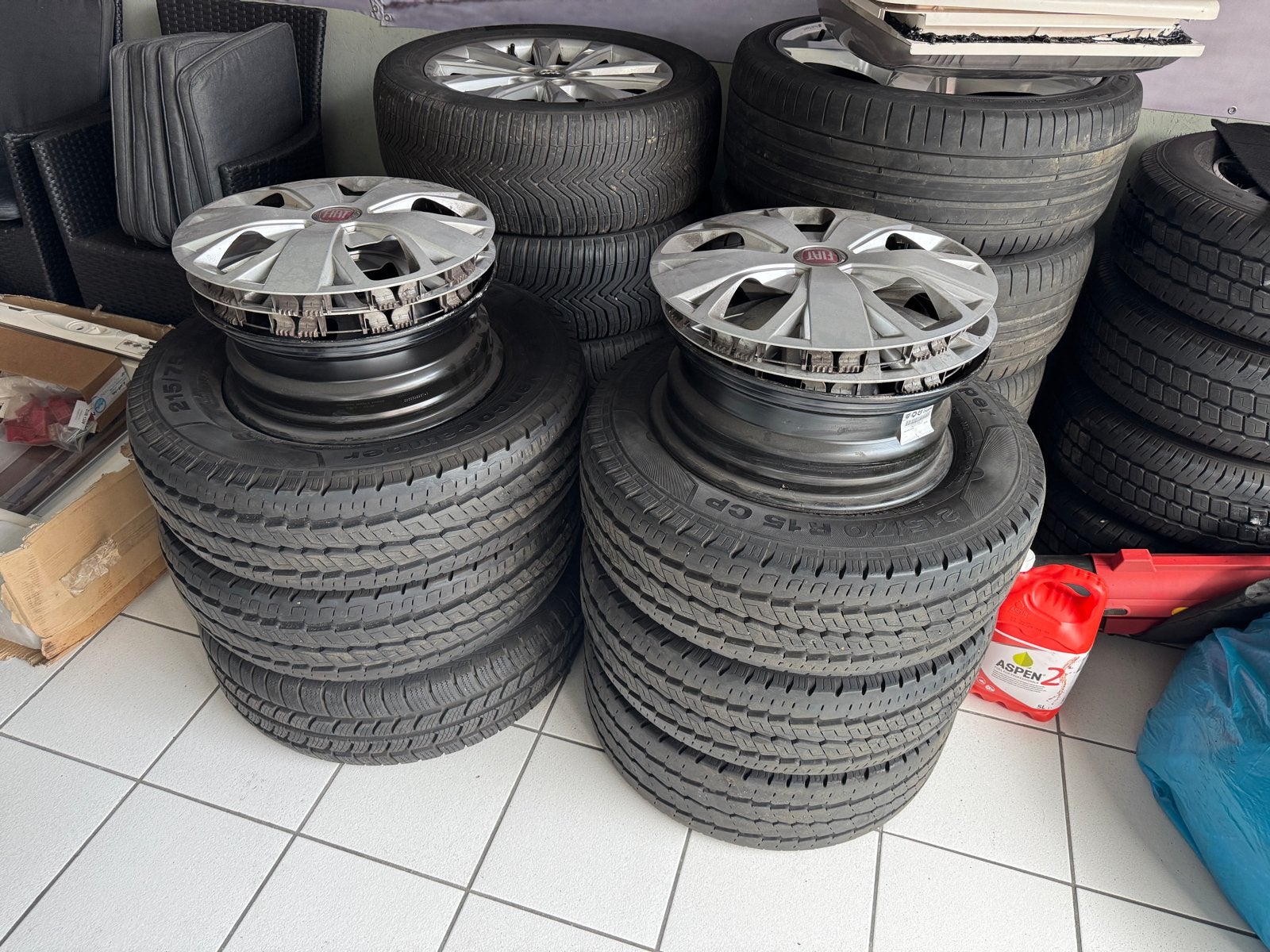 Reservewiel Fiat Ducato 15 inch en 16 inch met band, Gebruikt, Ophalen of Verzenden, A, A