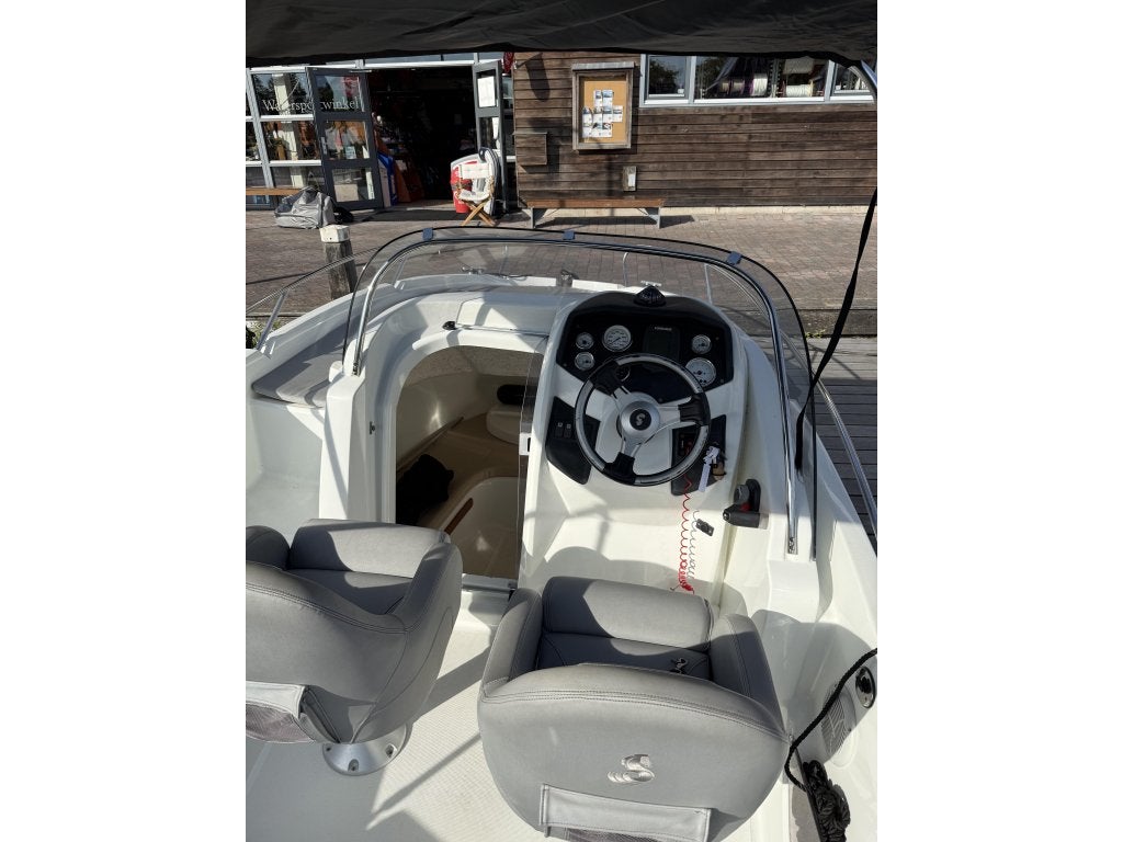Beneteau 550 Sundeck, Watersport en Boten, Vis- en Consoleboten, 70 pk of meer, Overige merken, Gebruikt, 5 m